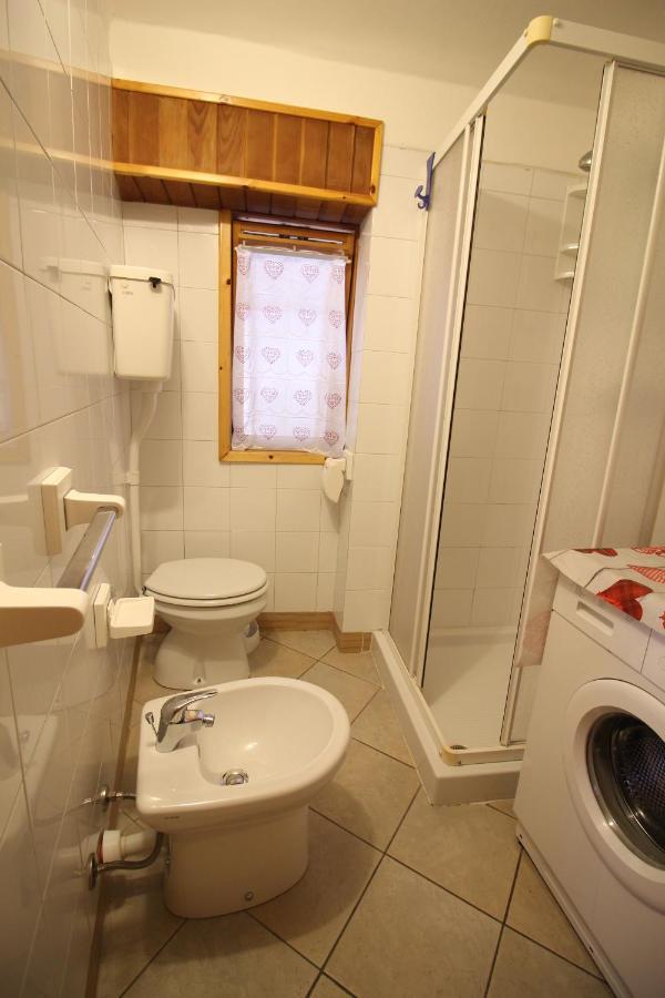 Lo Stambecco Holiday Apartment - Affitti Brevi Italia Brusson Ngoại thất bức ảnh